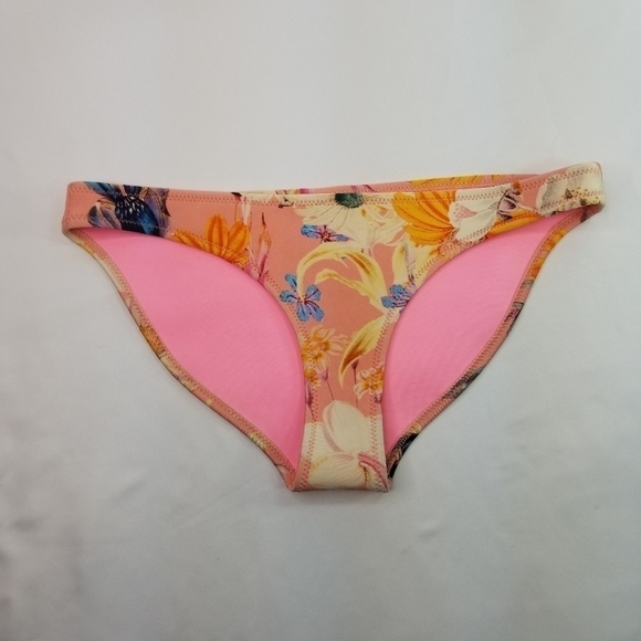 Triangl pink dahlia bikini bottom L - Picture 2 of 10
